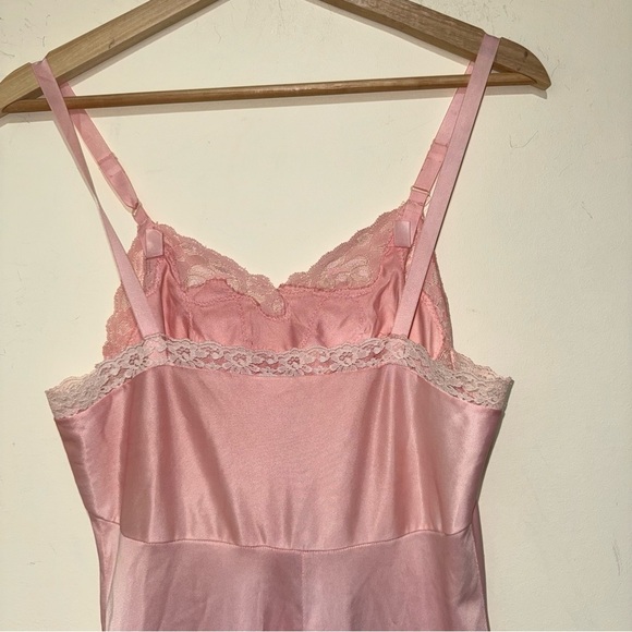 Women’s Reitman’s Brand Vintage Elegant Pink Lace Slip Nightgown Dress Size M - Picture 15 of 16